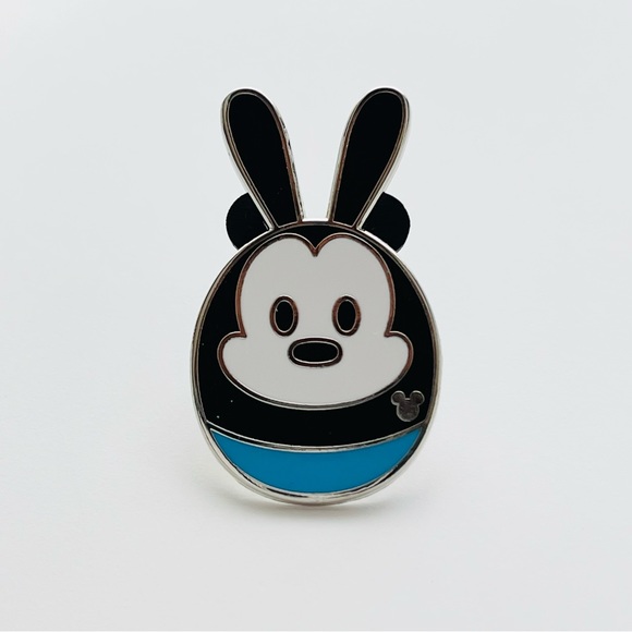 2023 Disney Hidden Mickey Mystery Pin Rabbit Eggs - Oswald the Lucky Rabbit - Picture 2 of 6